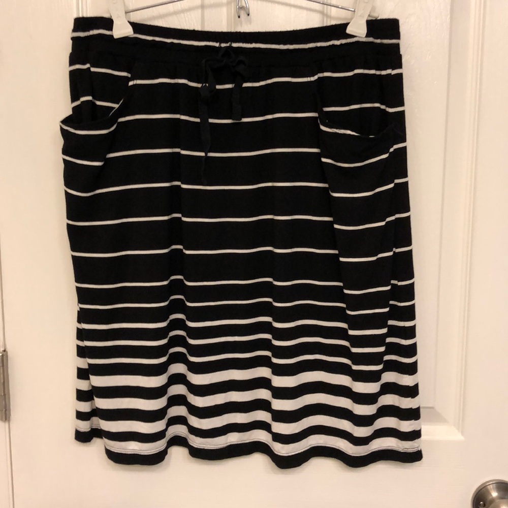 Max Studio Drawstring Skirt Size L